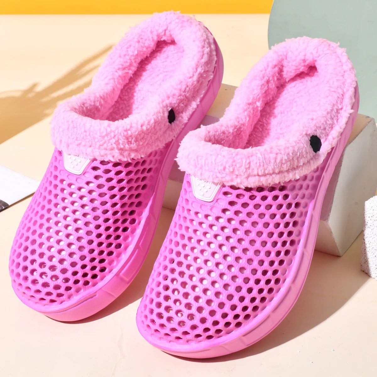 Jo Unisex Plush-Lined Winter Clogs
