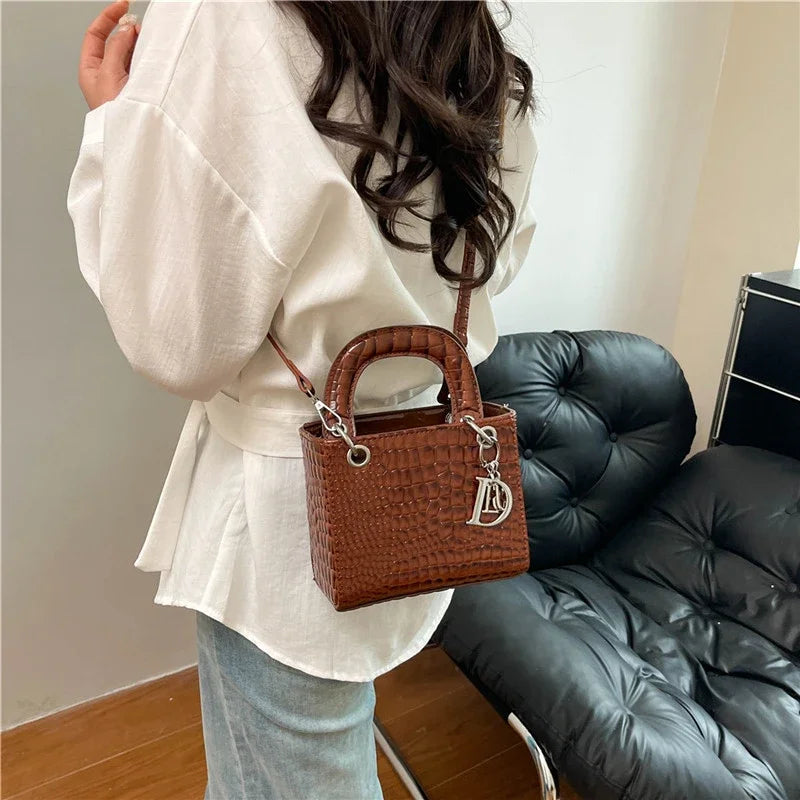 Jo Elegant Leather Crossbody Bag