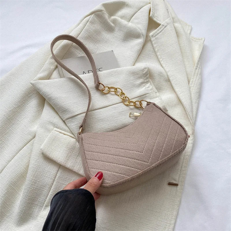 Jo Everyday Chic Saddle Purse