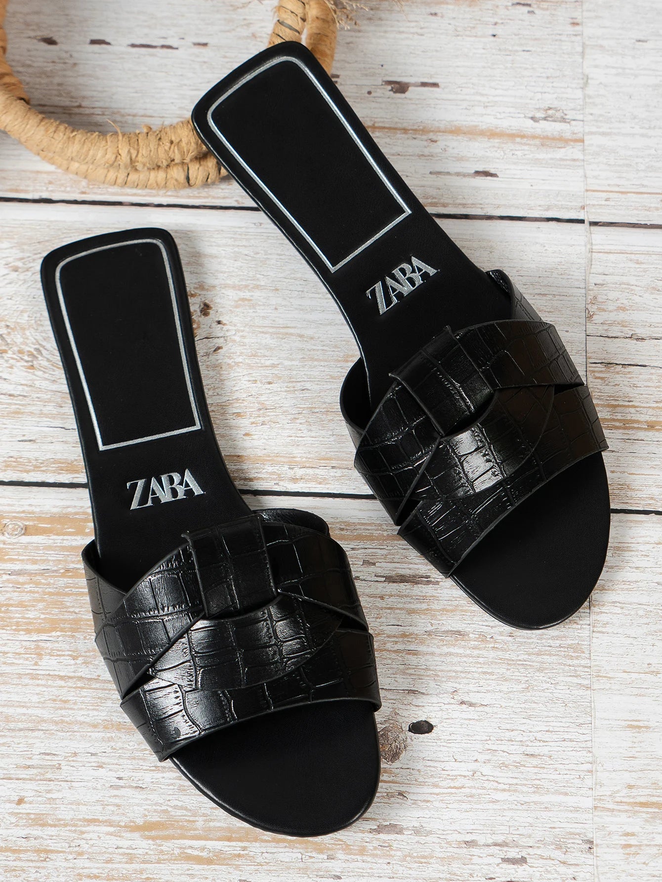 Jo Woven 2026 Summer Slides