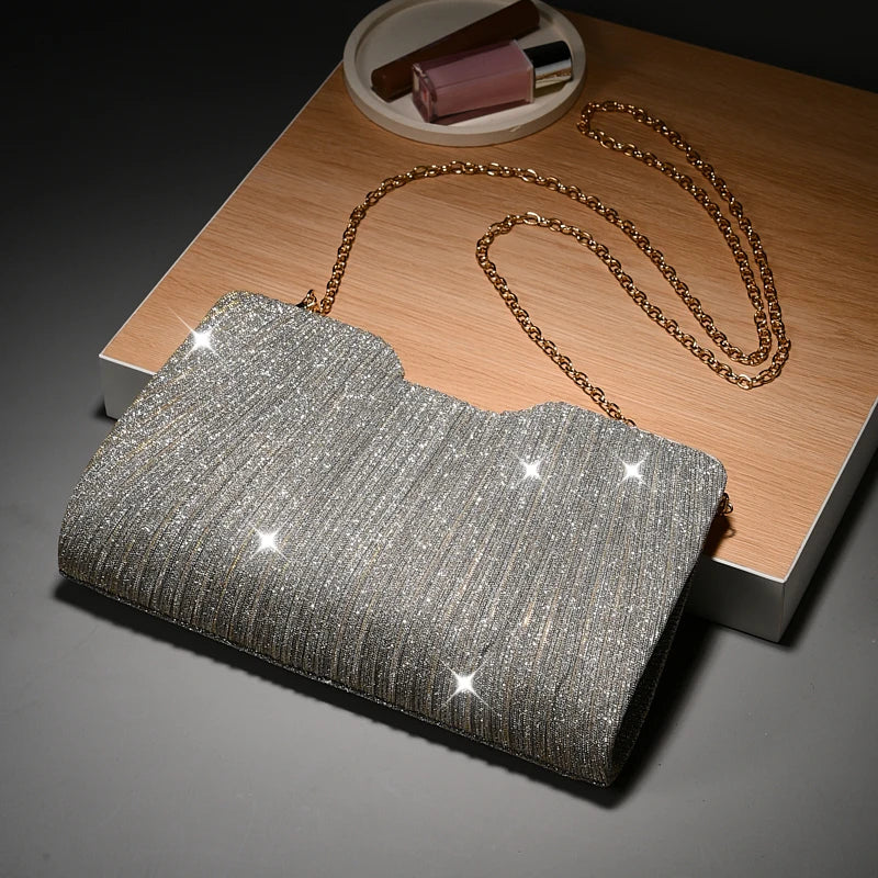 Sophisticated Light Luxury Pleated Chain Clutch