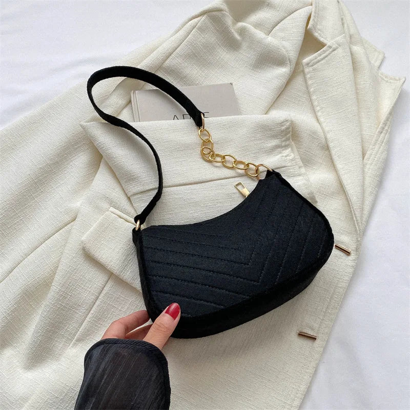 Jo Everyday Chic Saddle Purse