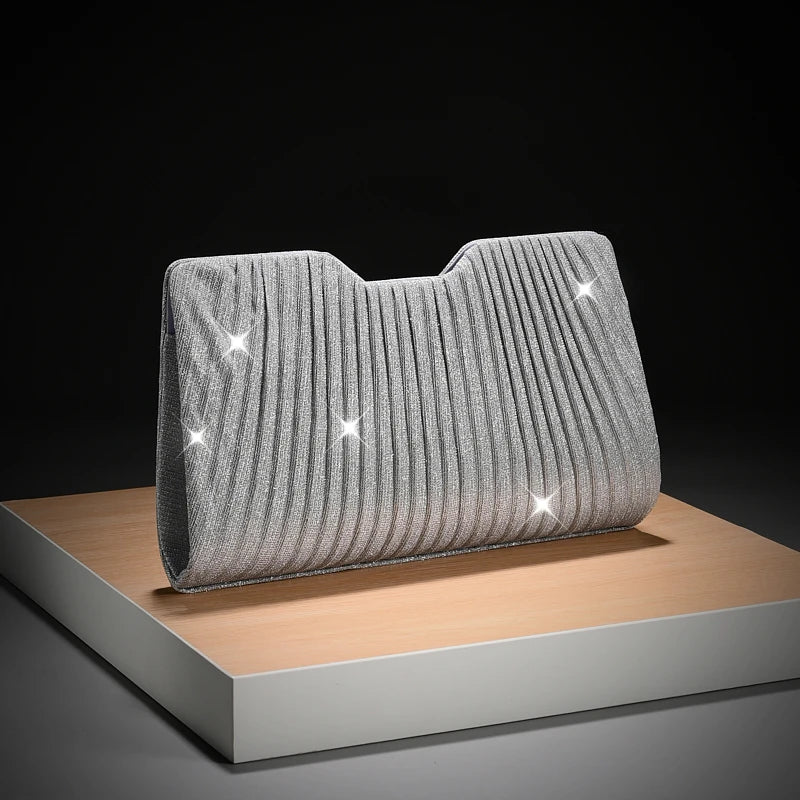 Sophisticated Light Luxury Pleated Chain Clutch