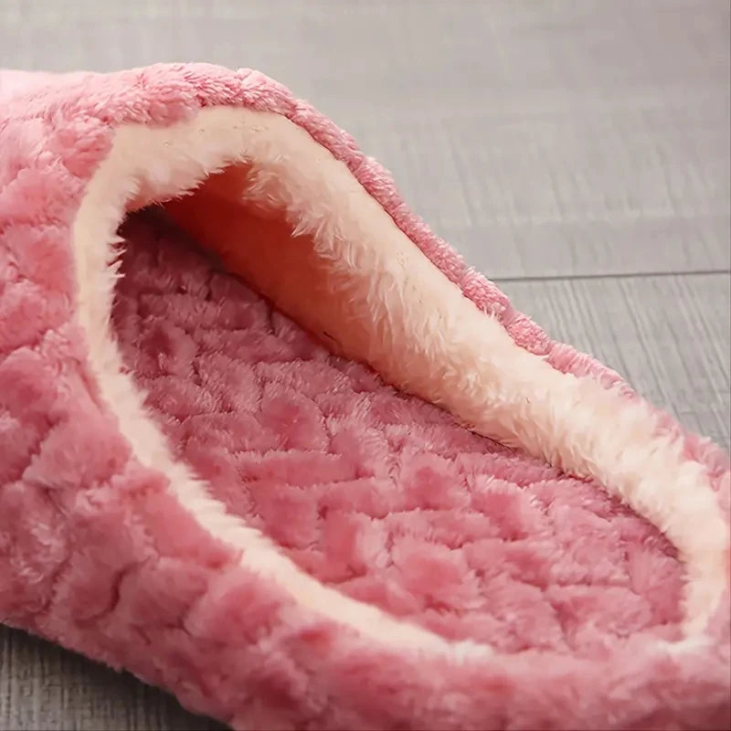 Jo Cloud-Soft Comfort Indoor Slippers