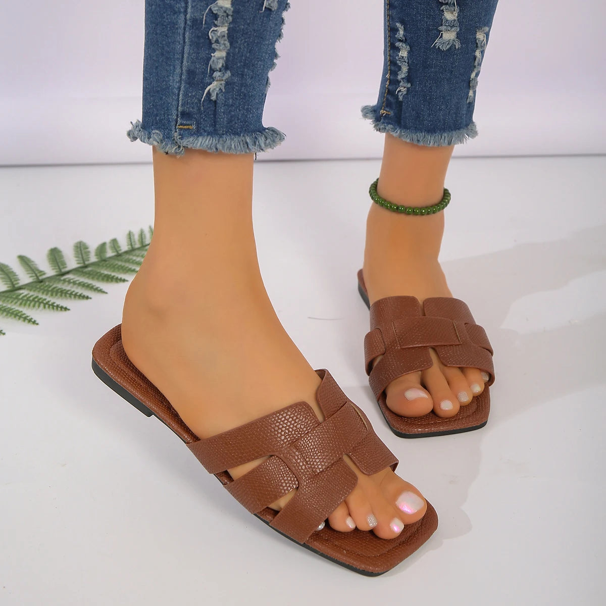 The Jo Essential Flat Slipper